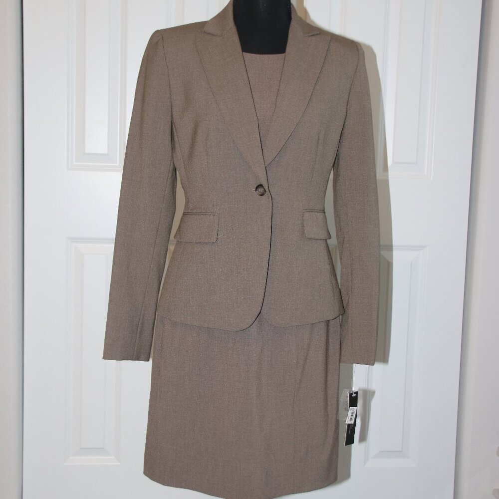 Tahari Arthur Levine Dress Suit Set 2 Piece Beige Taupe 2 / 2P  New NWT